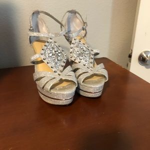 Gianni Bini size 9.5